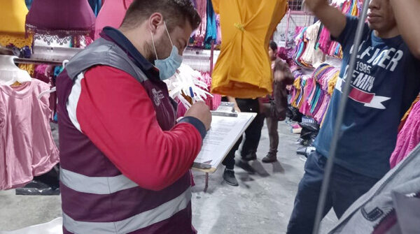 Sancionan a tianguistas de Texmelucan